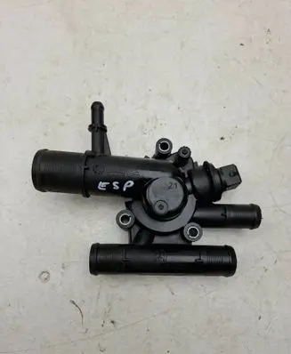 Renault Espace IV Thermostat housing V700989C