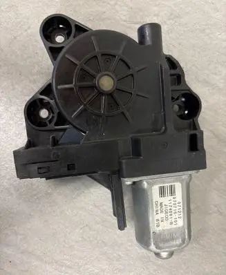 Volvo V70 Rear door window regulator motor 970716101 071212