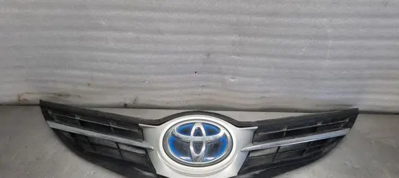 Toyota Auris E180 Front bumper upper radiator grill 5311402260