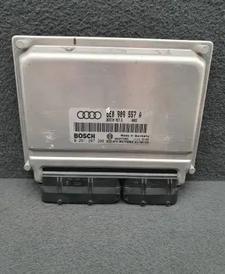 Audi A4 S4 B6 8E 8H Engine control unit/module 8E0909557A 0261207286