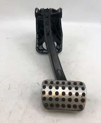 Mercedes-Benz E W214 Brake pedal A2062900900