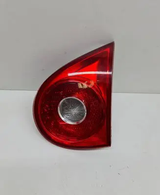 Volkswagen Golf V Tailgate rear/tail lights 89031783