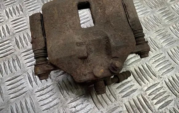 Honda Civic Front brake caliper
