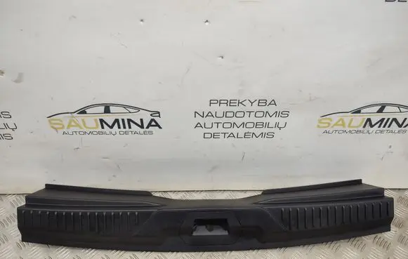 Ford Focus Trunk/boot sill cover protection JX7BN40352AFW