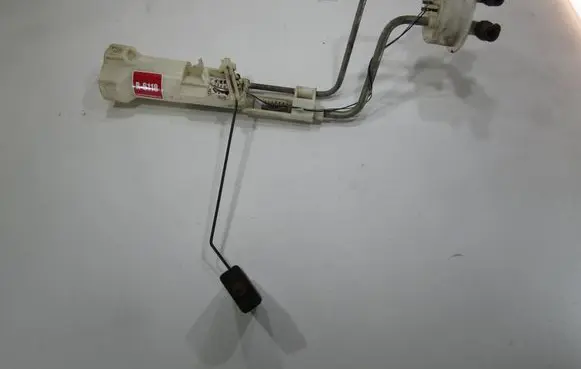 Volkswagen PASSAT B3 Fuel level sensor 333919051