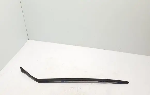Windshield trim