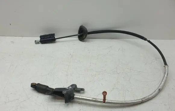 Gear shift cable linkage