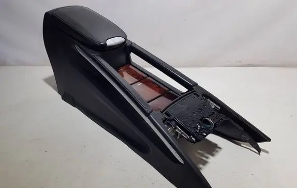 Mercedes-Benz ML W164 Armrest TUNELPODL64