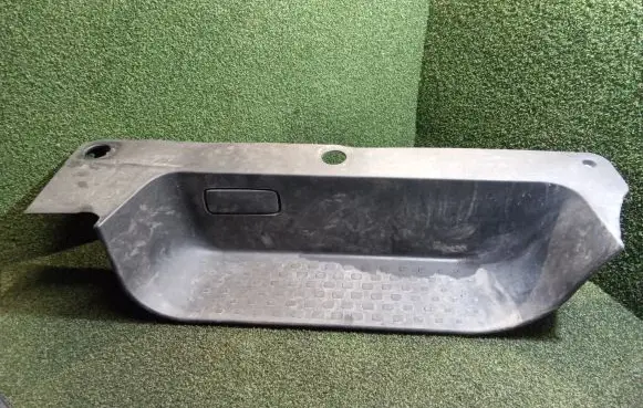 Fiat Talento Front sill trim cover 769518239R 93450152 748167507R