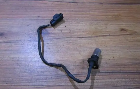 Volvo S70 V70 V70 XC Crankshaft position sensor 1275599 029600-0650