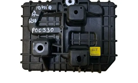 Battery tray