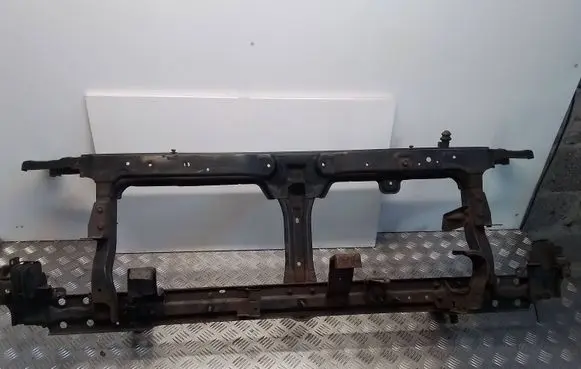 Nissan Navara D40 Radiator support slam panel