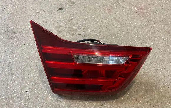 BMW 4 F32 F33 Tailgate rear/tail lights 7296101