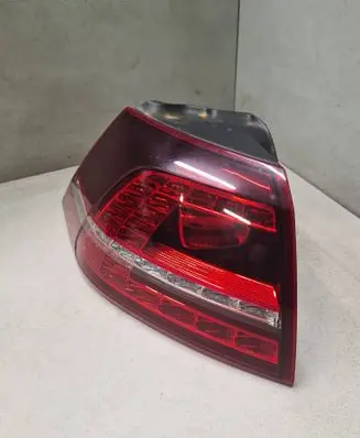 Volkswagen Golf VII Rear/tail lights 5G0945207 81230101