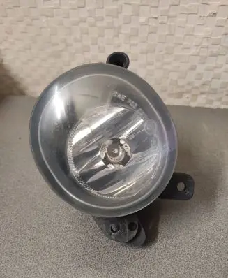 Mercedes-Benz C W204 Front fog light A2518200756