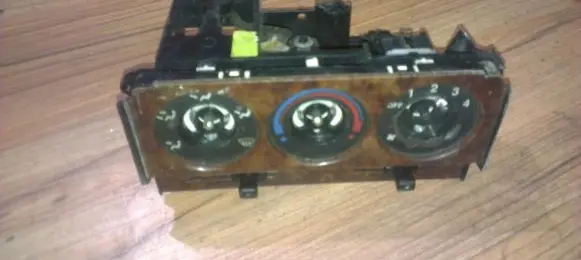 Rover 214 - 216 - 220 Climate control unit nenustayyta