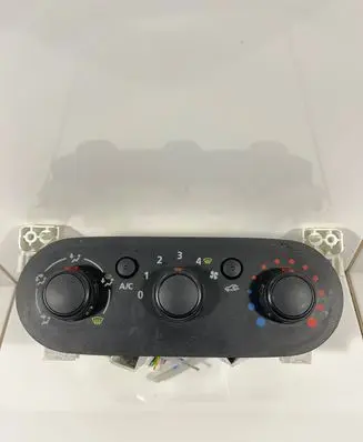 Renault Trafic III (X82) Climate control unit 30080060