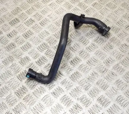 Land Rover Range Rover Sport L494 Engine coolant pipe/hose