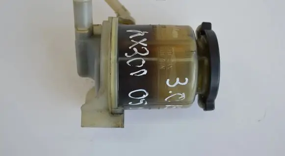 Lexus RX 330 - 350 - 400H Power steering fluid tank/reservoir 