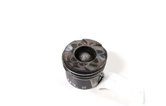Mercedes-Benz S W220 Piston with connecting rod