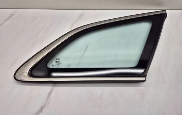 KIA Ceed Rear side window 87820A2600