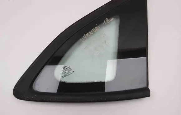 Rear vent window glass