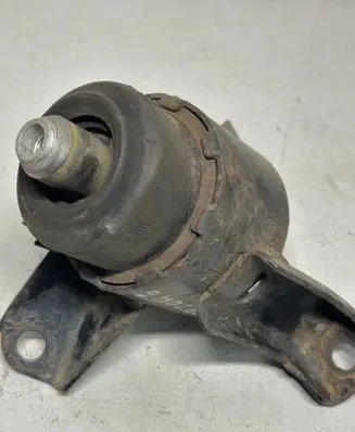 Mazda 6 Engine mount bracket GJ6A