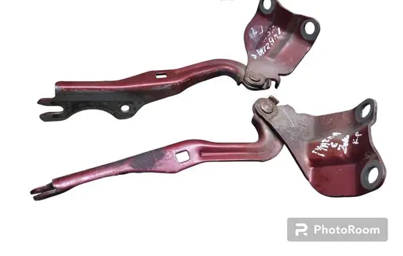 Mazda 6 Engine bonnet/hood hinges 