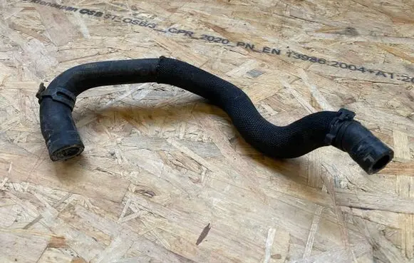 Jaguar XE Engine coolant pipe/hose G4D39Y438AB G4D3-9Y438-AB