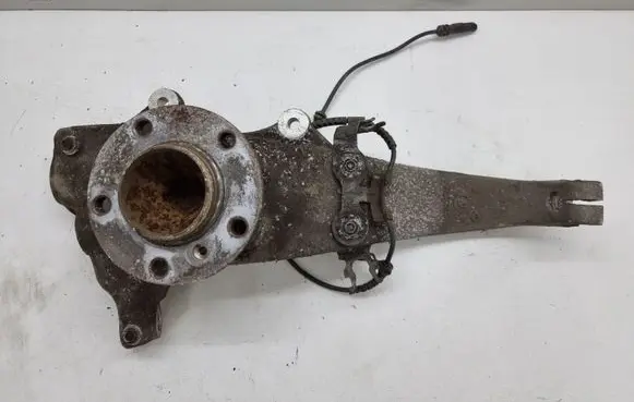 BMW 5 F10 F11 Front wheel hub