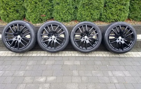 Maserati Levante R16 steel rim 
