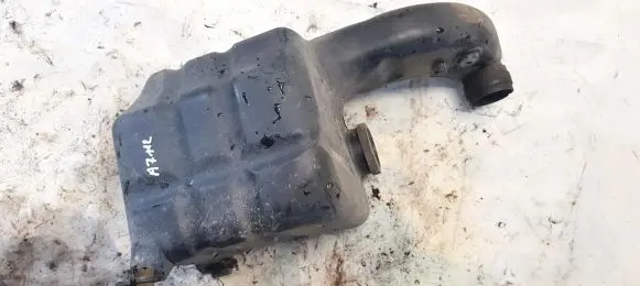 Rover 620 Intake resonator 