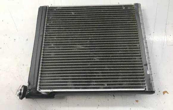 Toyota Auris 150 Air conditioning (A/C) radiator (interior) 8850102200 03J16B6092