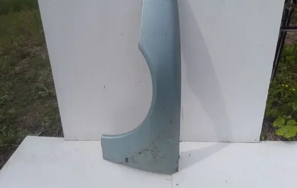 Peugeot 406 Fender