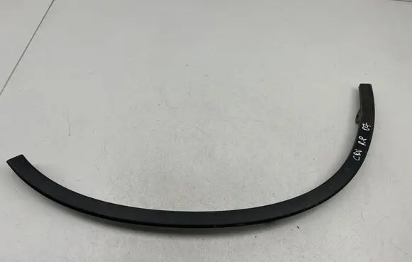 Front arch trim