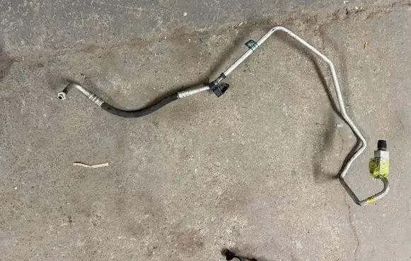 Fiat 500 Air conditioning (A/C) pipe/hose 51786215