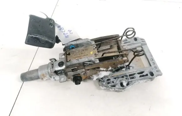 Steering wheel axle