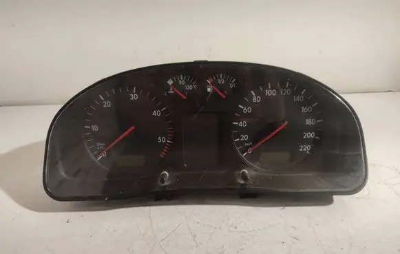 Volkswagen PASSAT B5 Speedometer (instrument cluster) 3b0919881n