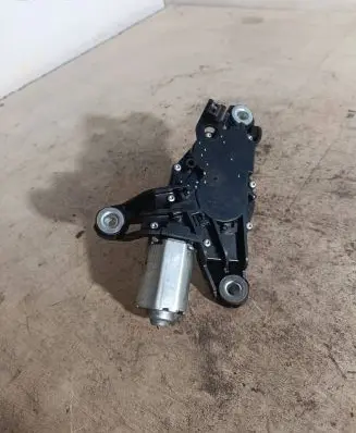 Mitsubishi Colt Rear window wiper motor MN105051 0390201599