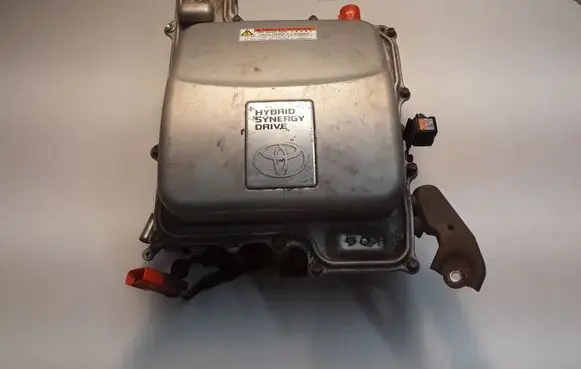 Toyota Prius (XW20) Voltage converter inverter G920047100