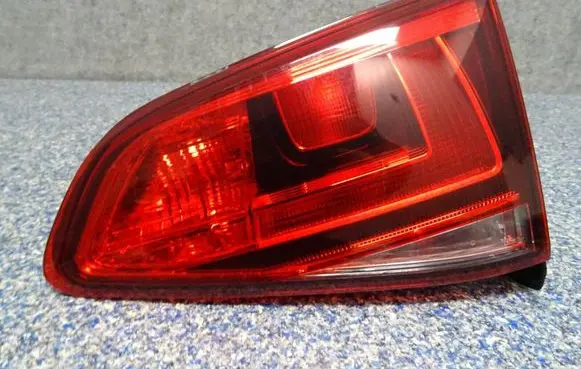 Volkswagen Golf VII Tailgate rear/tail lights 5G0945094AE