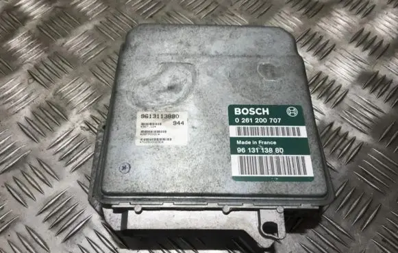 Peugeot 106 Engine control unit/module 0261200707 9613113880