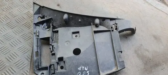Volvo S80 Front bumper mounting bracket 08693042