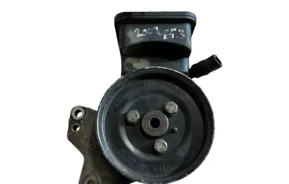 BMW X5 E53 Power steering pump 6756930 2249949 7691032