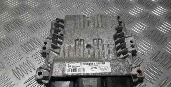 Ford Focus Engine control unit/module BV6112A650NN S180133036G