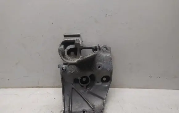 Peugeot 2008 II A/C compressor mount bracket 9823598480