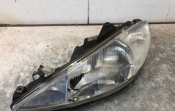 Peugeot 206 Headlight/headlamp