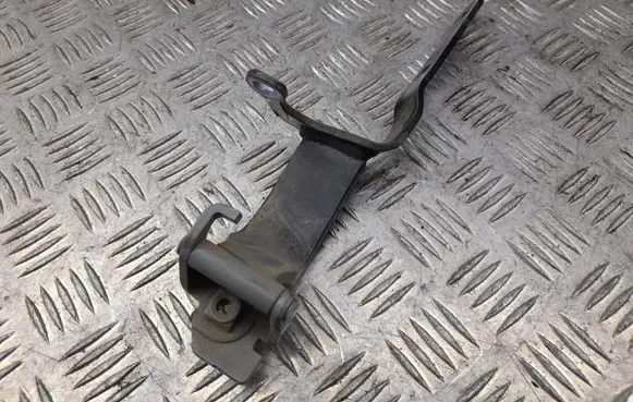 Audi A7 S7 4G Tailgate/trunk/boot hinge 4G8827299
