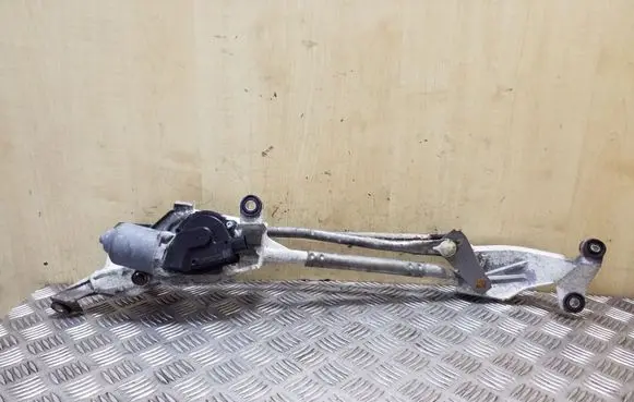 Mitsubishi Outlander Front wiper linkage and motor 1593000742