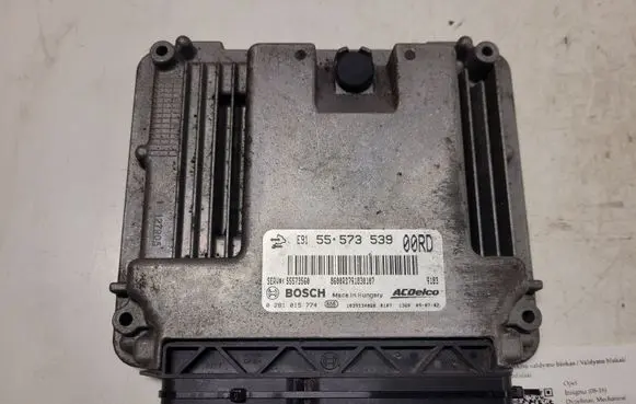 Opel Insignia A Engine control unit/module 5557353900RD 8600RD791830107 0281015774